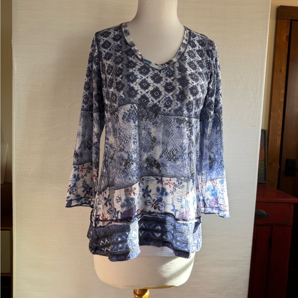 David Cline Blue Patterned V-Neck Tunic Top